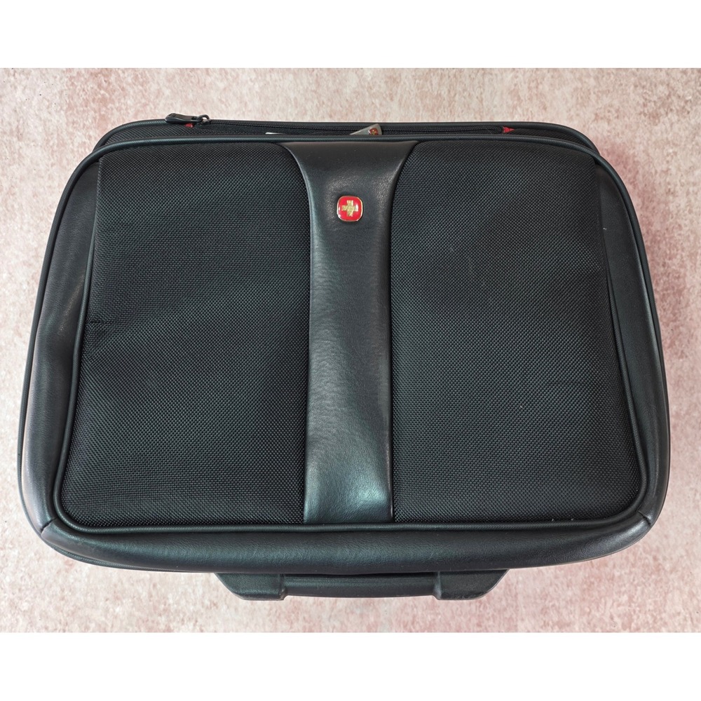 Wenger Swiss Army Patriot 17 Rolling Laptop Briefcase Wheeled Case Black